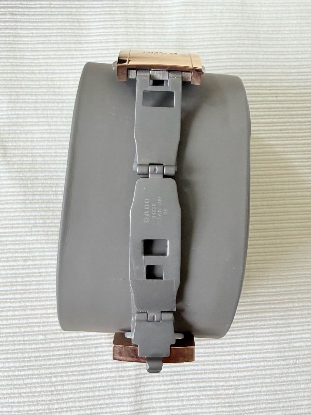 Rado White Round Watch — image 4 of 6